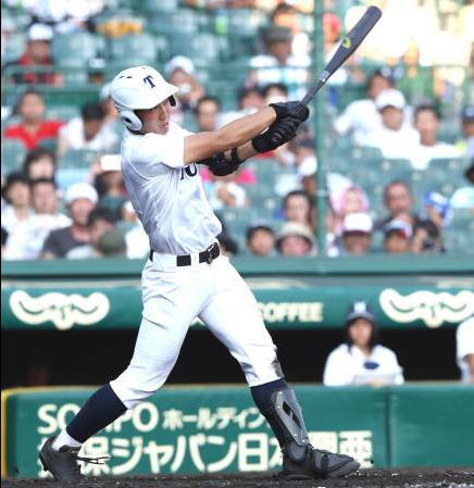 高校球児にも大人気のフットガード！野球用品スワロースポーツ