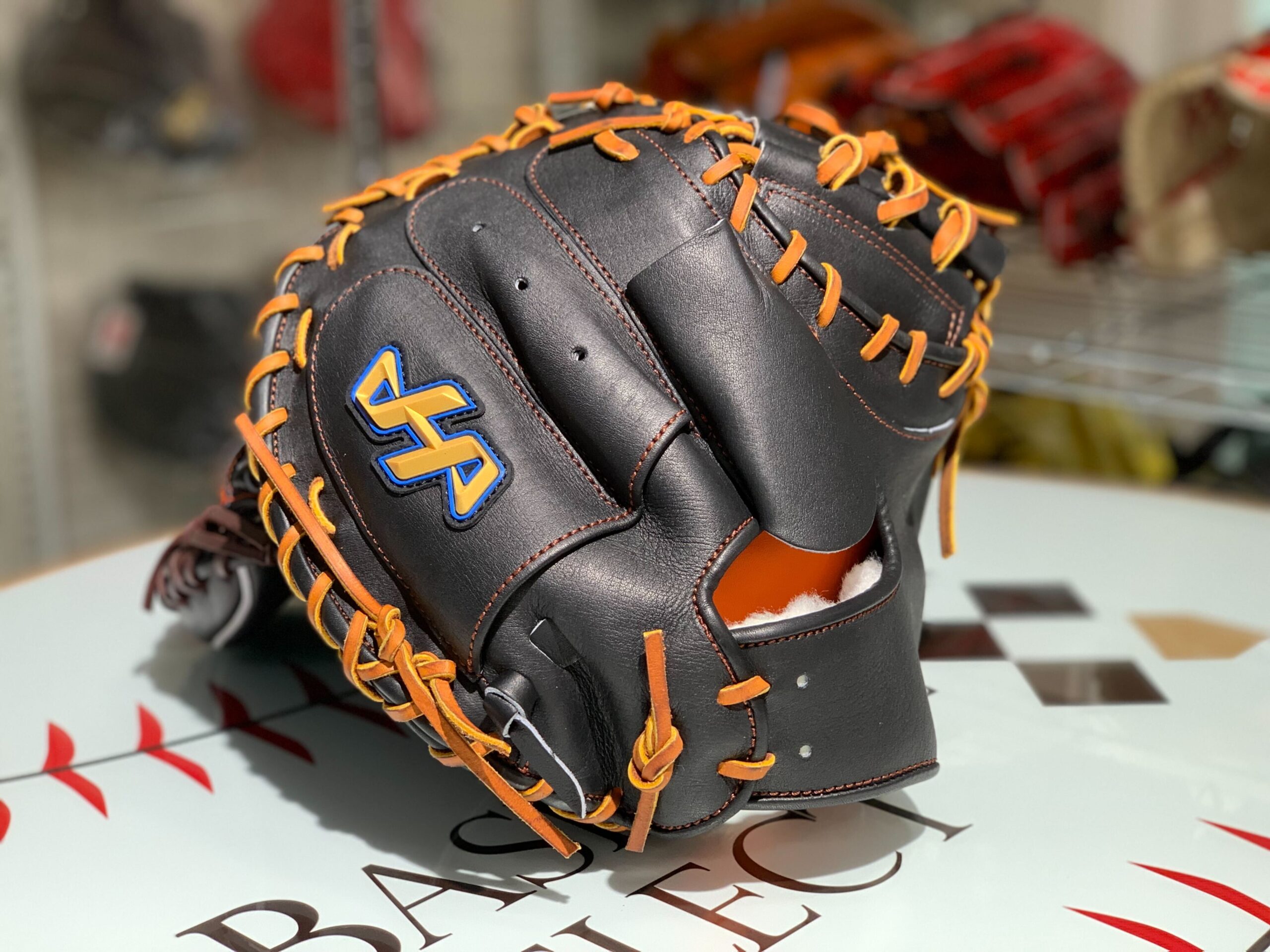 ベースボールセレクト】⚾ハタケヤマ・限定硬式キャッチャーミット・SF-1加工済み⚾野球用品スワロースポーツ スタッフブログ